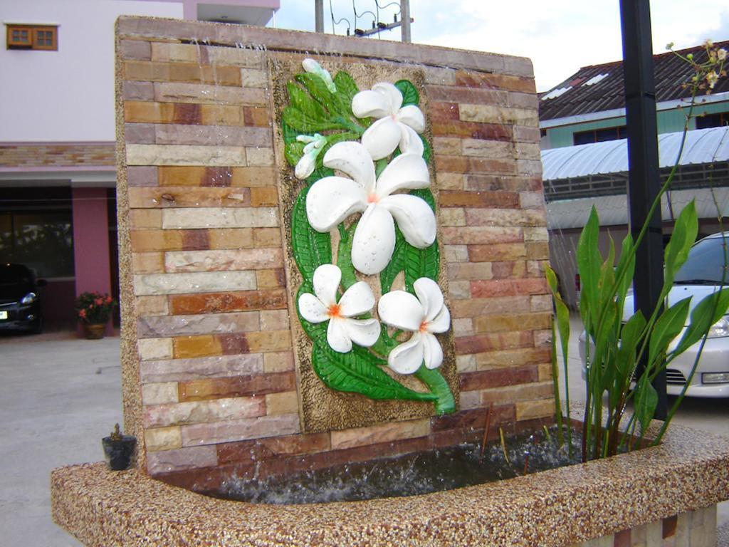 Memory Residence チェンライ エクステリア 写真